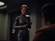 extant_StarTrek_VOY_4x05-Revulsion_03401.jpg