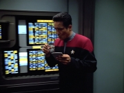 extant_StarTrek_VOY_4x05-Revulsion_03965.jpg