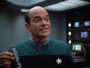 extant_StarTrek_VOY_4x05-Revulsion_04263.jpg