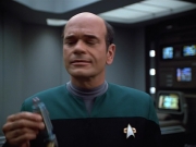 extant_StarTrek_VOY_4x05-Revulsion_04271.jpg