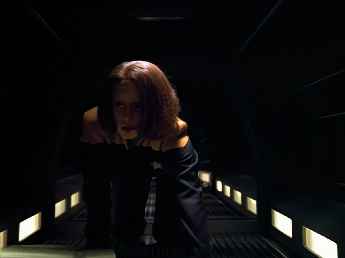 extant_StarTrek_VOY_4x07-ScientificMethod_00011.jpg