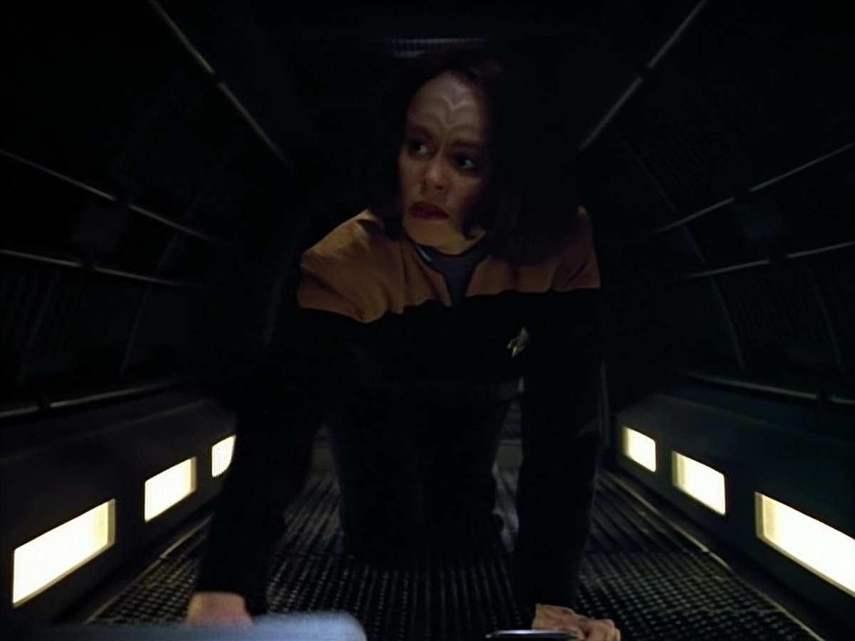 extant_StarTrek_VOY_4x07-ScientificMethod_00016.jpg