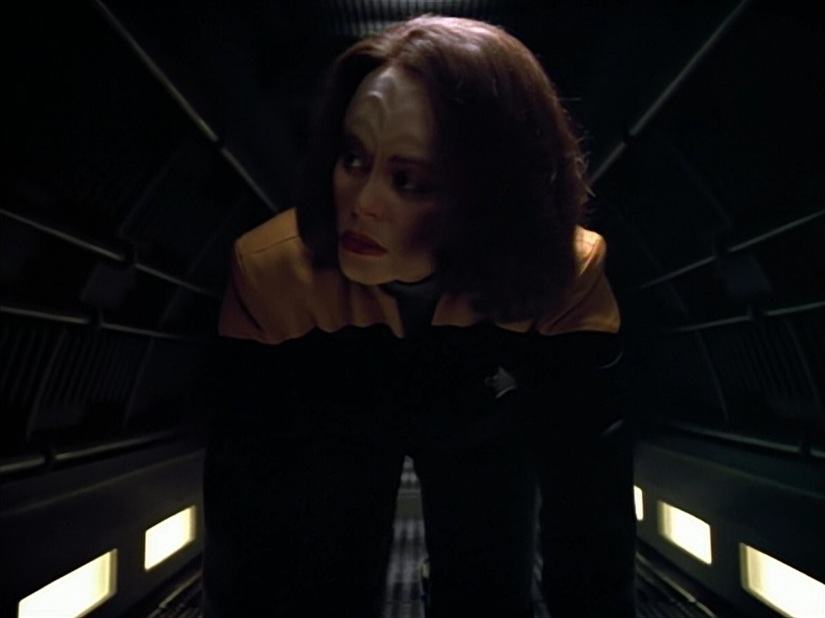 extant_StarTrek_VOY_4x07-ScientificMethod_00018.jpg