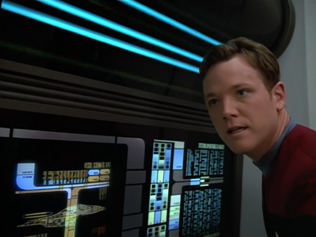 extant_StarTrek_VOY_4x07-ScientificMethod_00292.jpg