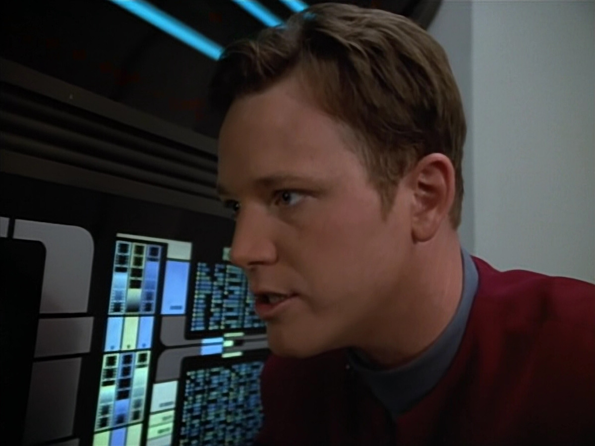 extant_StarTrek_VOY_4x07-ScientificMethod_00315.jpg