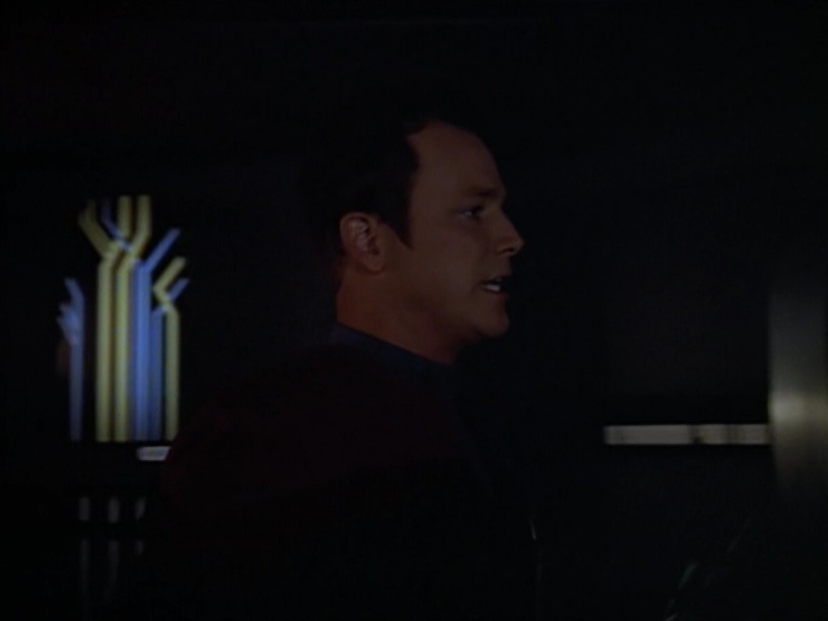 extant_StarTrek_VOY_4x07-ScientificMethod_00362.jpg