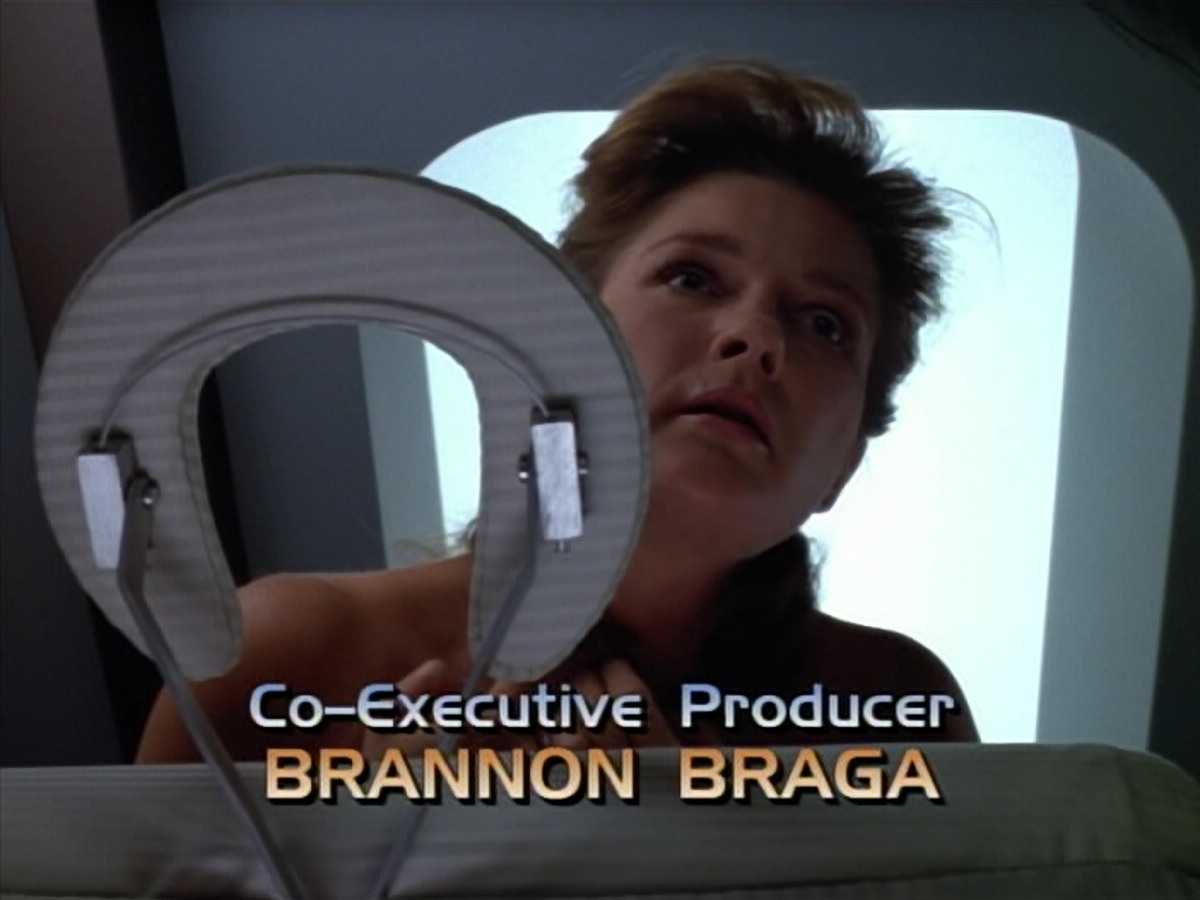 extant_StarTrek_VOY_4x07-ScientificMethod_00701.jpg