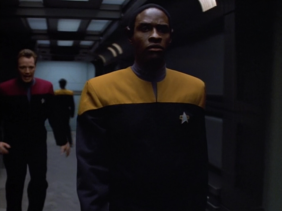 extant_StarTrek_VOY_4x07-ScientificMethod_00897.jpg
