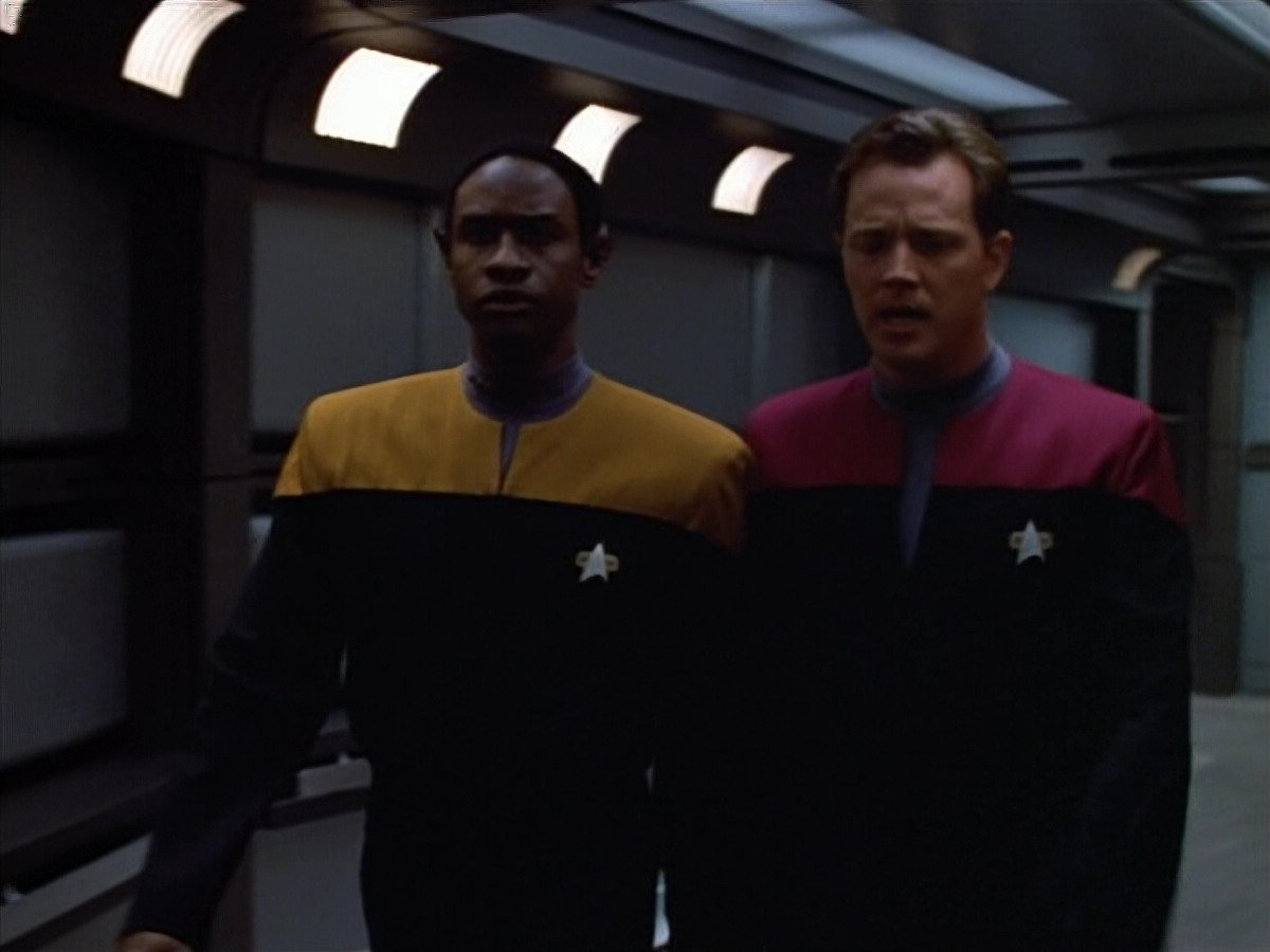 extant_StarTrek_VOY_4x07-ScientificMethod_00909.jpg