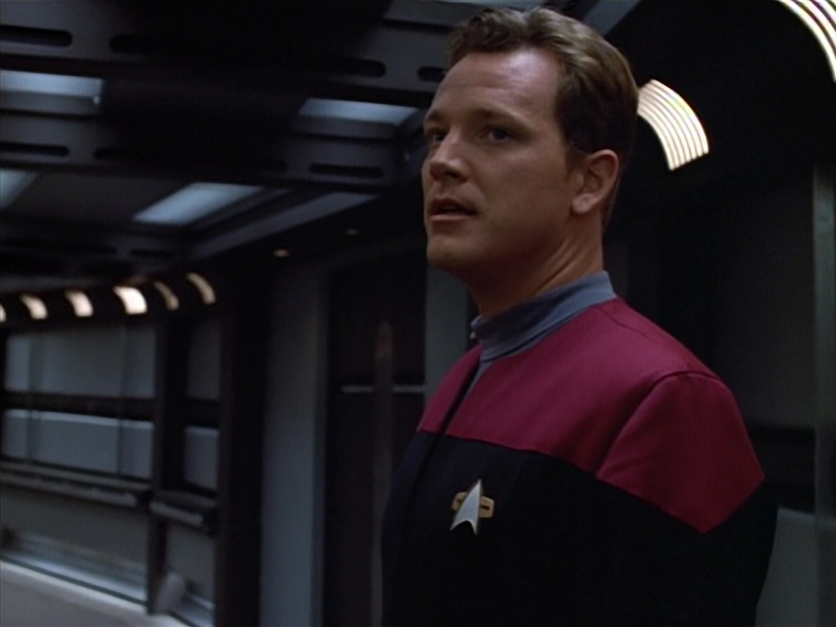 extant_StarTrek_VOY_4x07-ScientificMethod_00951.jpg