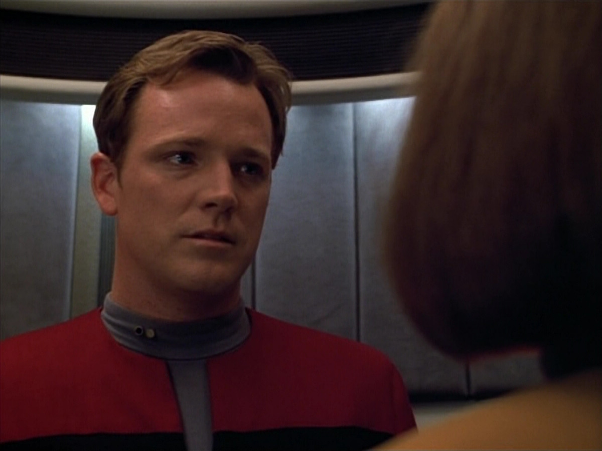 extant_StarTrek_VOY_4x07-ScientificMethod_01009.jpg