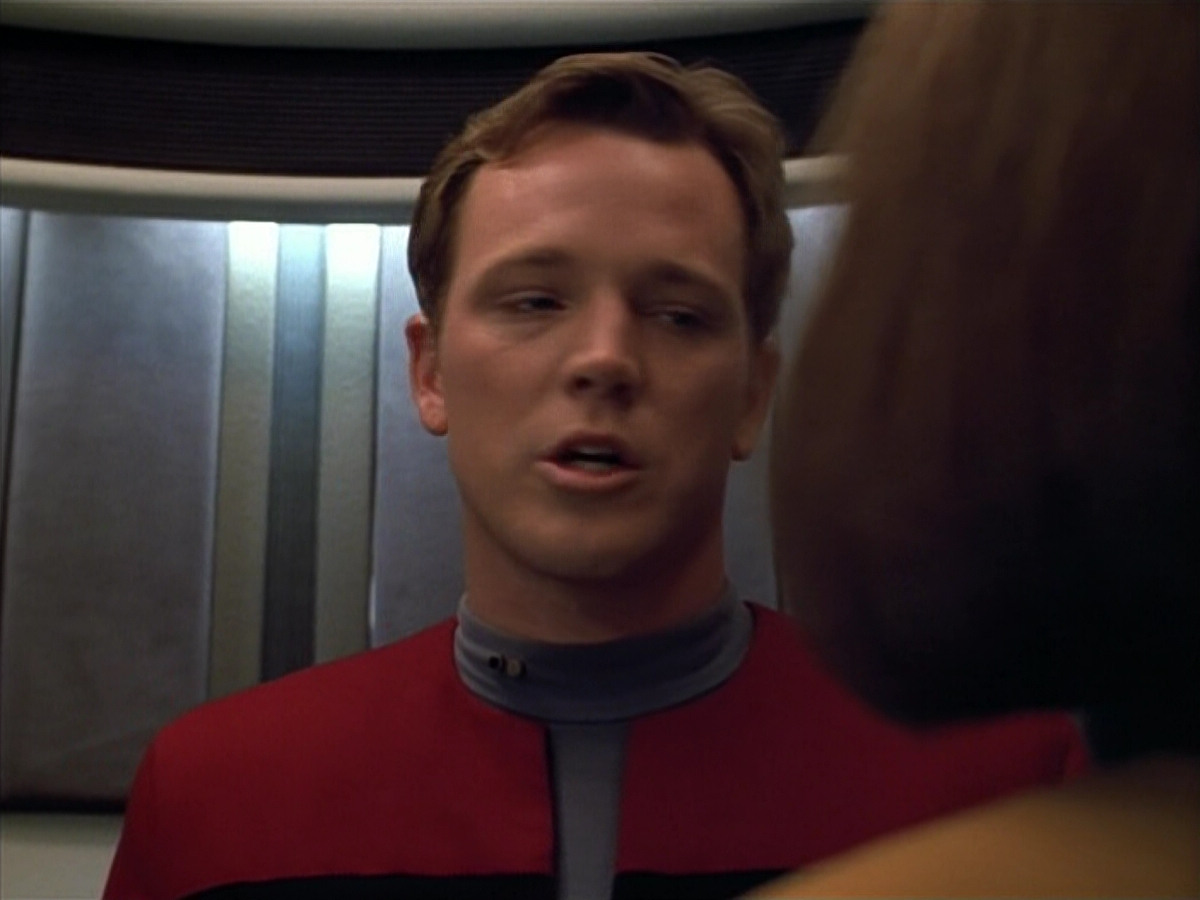 extant_StarTrek_VOY_4x07-ScientificMethod_01018.jpg