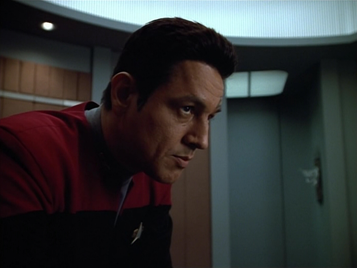 extant_StarTrek_VOY_4x07-ScientificMethod_01114.jpg
