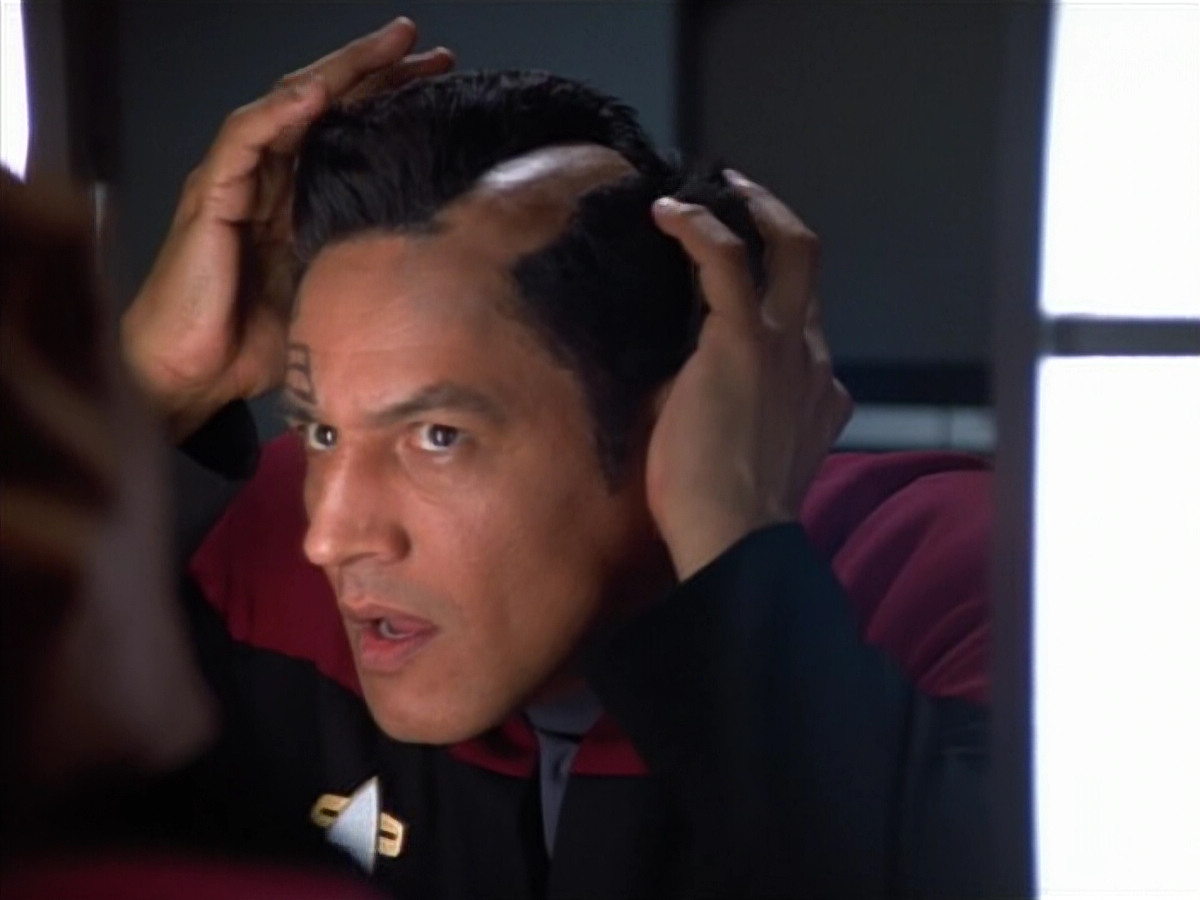 extant_StarTrek_VOY_4x07-ScientificMethod_01298.jpg