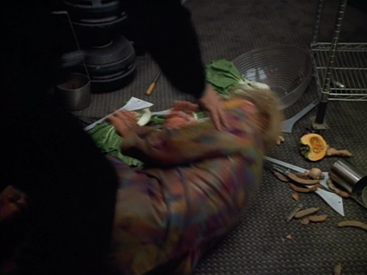 extant_StarTrek_VOY_4x07-ScientificMethod_01509.jpg