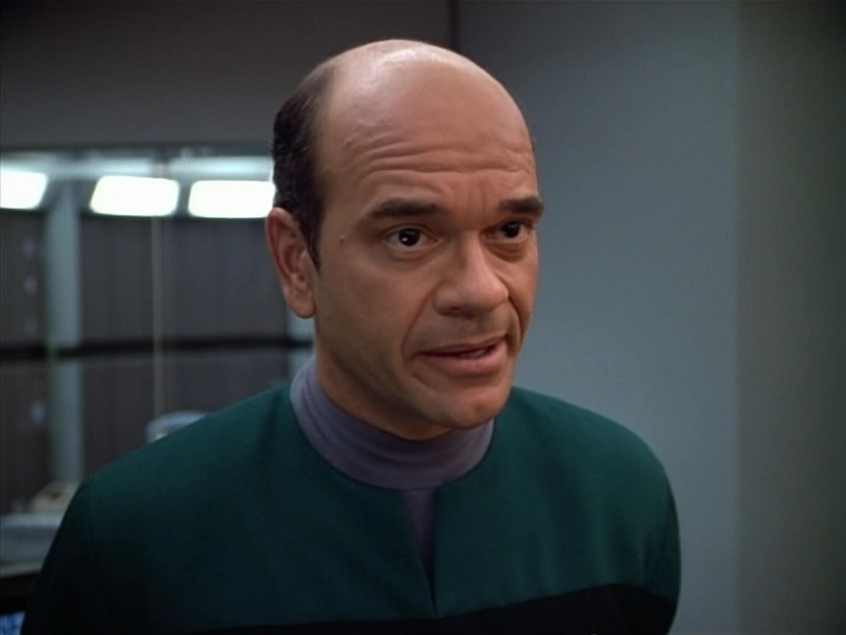 extant_StarTrek_VOY_4x07-ScientificMethod_01589.jpg