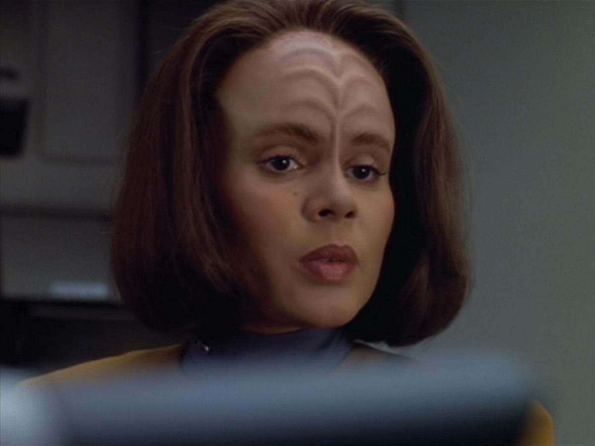 extant_StarTrek_VOY_4x07-ScientificMethod_01861.jpg