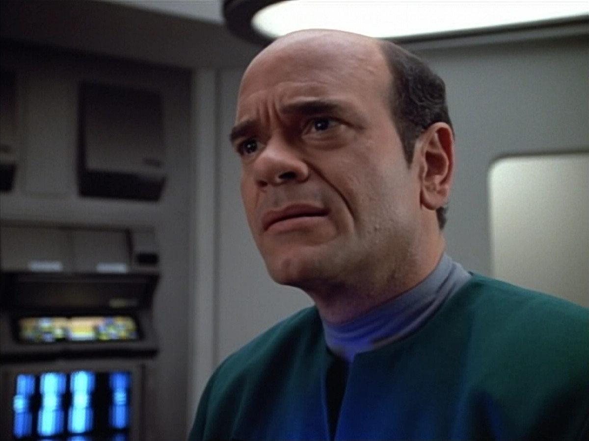 extant_StarTrek_VOY_4x07-ScientificMethod_02005.jpg