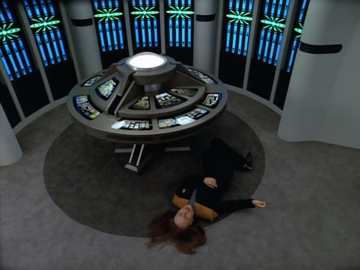 extant_StarTrek_VOY_4x07-ScientificMethod_02049.jpg