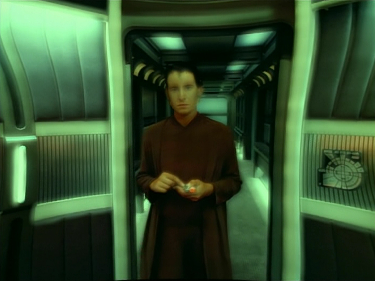 extant_StarTrek_VOY_4x07-ScientificMethod_02429.jpg