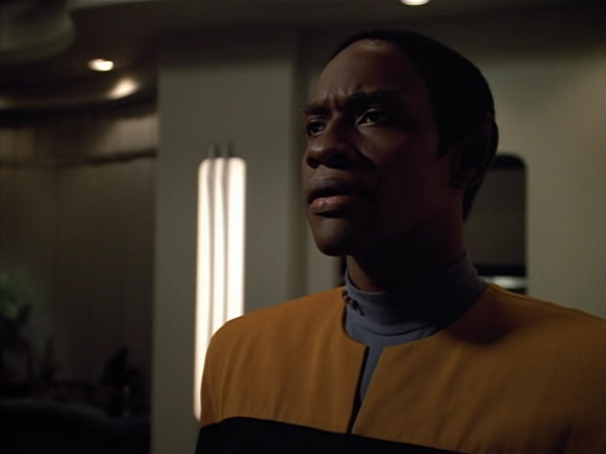 extant_StarTrek_VOY_4x07-ScientificMethod_02639.jpg