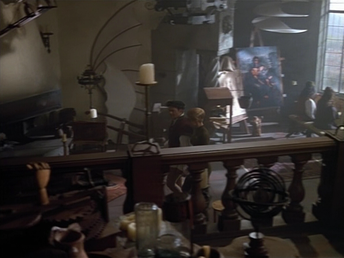 extant_StarTrek_VOY_4x07-ScientificMethod_02793.jpg