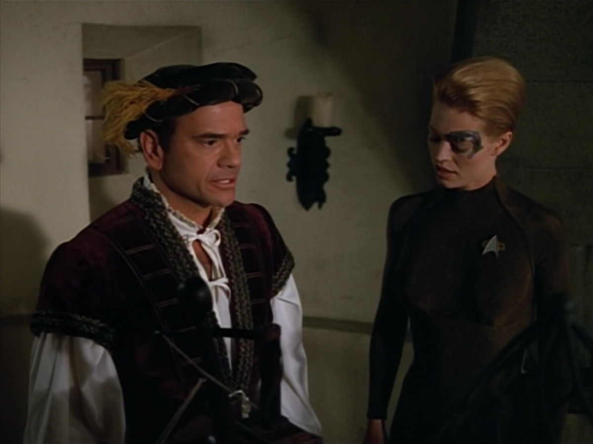 extant_StarTrek_VOY_4x07-ScientificMethod_02816.jpg
