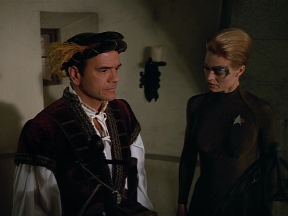 extant_StarTrek_VOY_4x07-ScientificMethod_02818.jpg