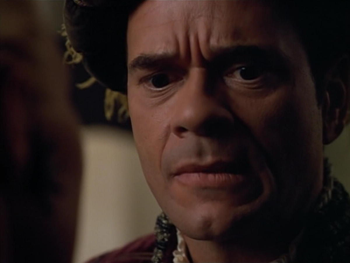 extant_StarTrek_VOY_4x07-ScientificMethod_02865.jpg