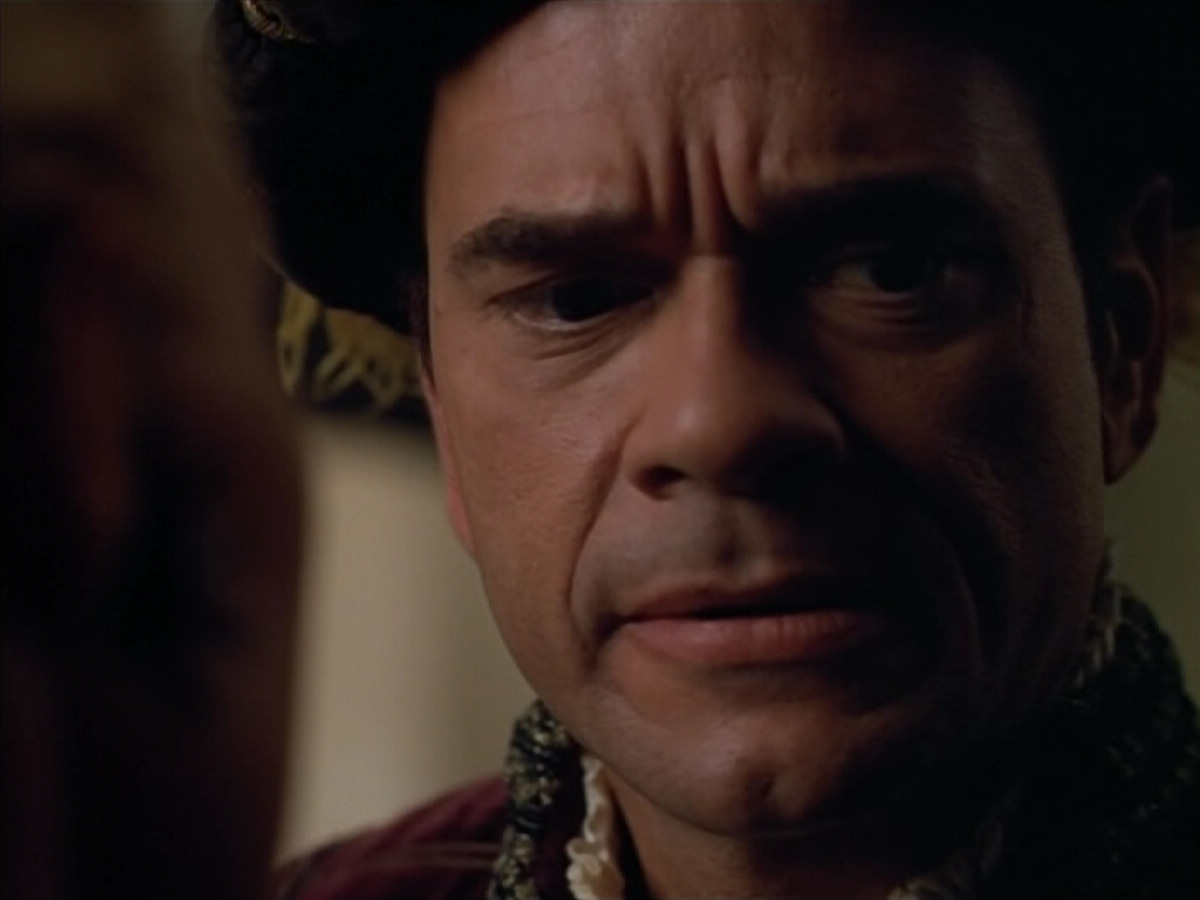 extant_StarTrek_VOY_4x07-ScientificMethod_02867.jpg
