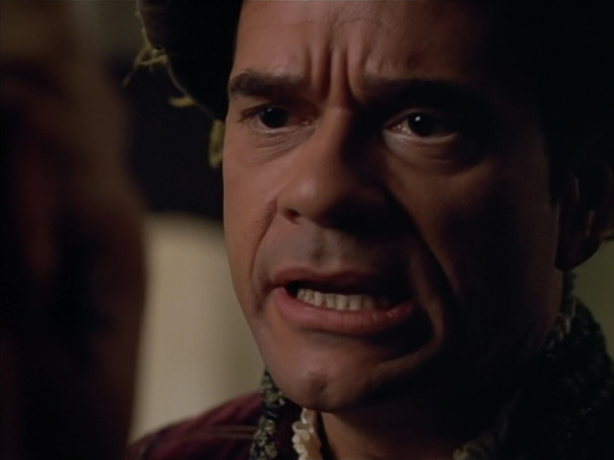 extant_StarTrek_VOY_4x07-ScientificMethod_02868.jpg