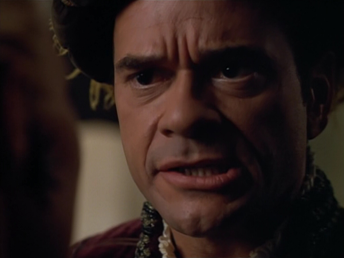 extant_StarTrek_VOY_4x07-ScientificMethod_02869.jpg