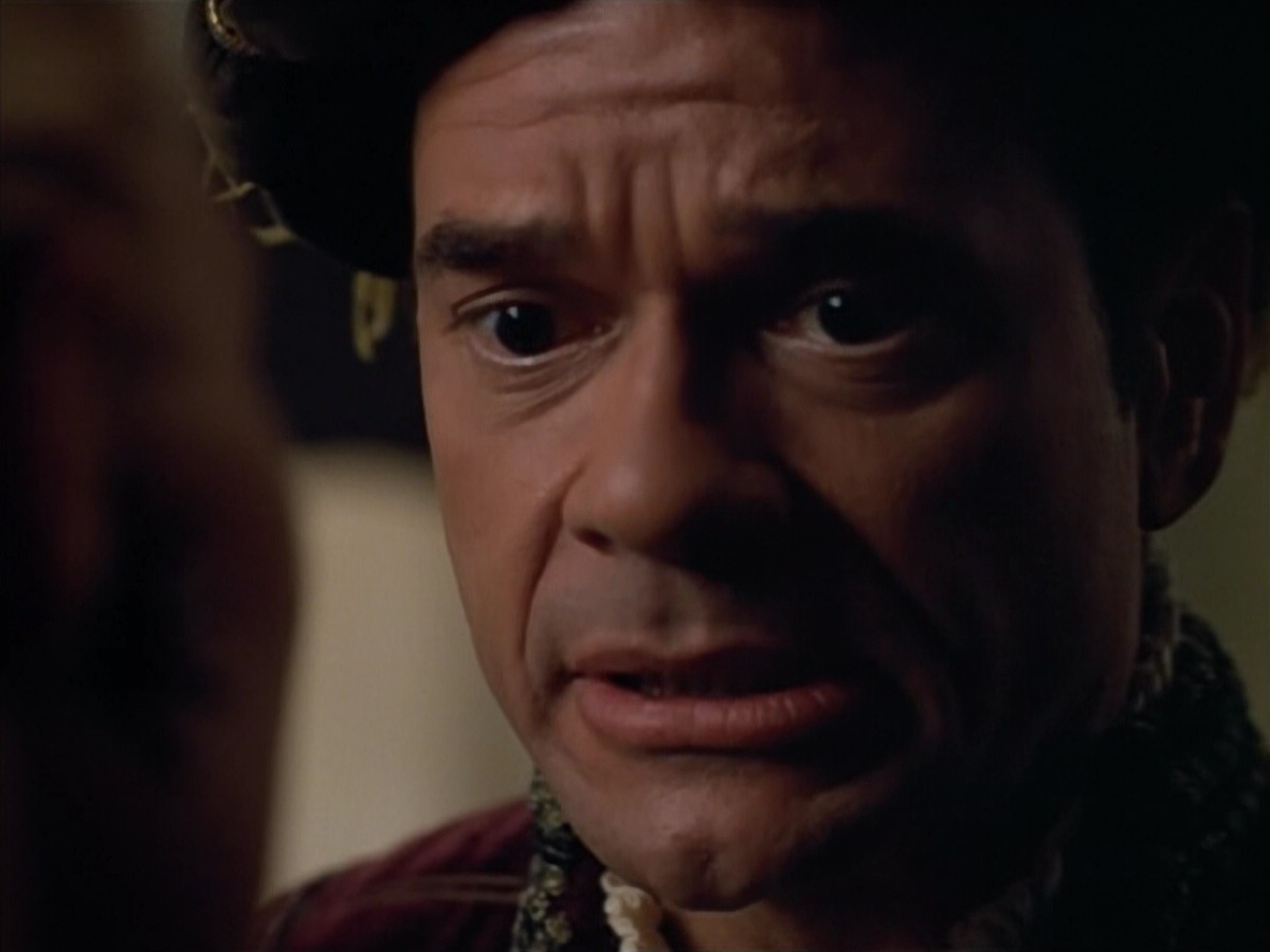 extant_StarTrek_VOY_4x07-ScientificMethod_02877.jpg