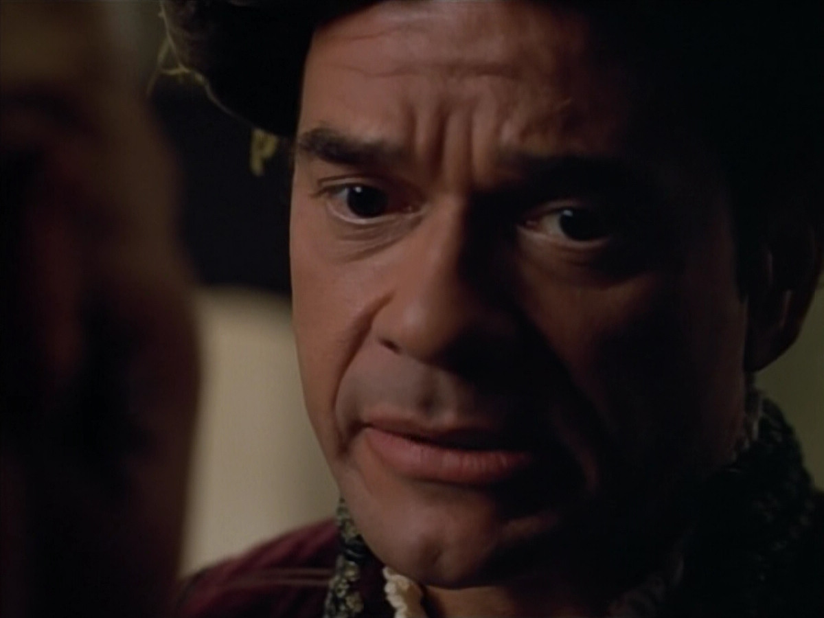 extant_StarTrek_VOY_4x07-ScientificMethod_02878.jpg