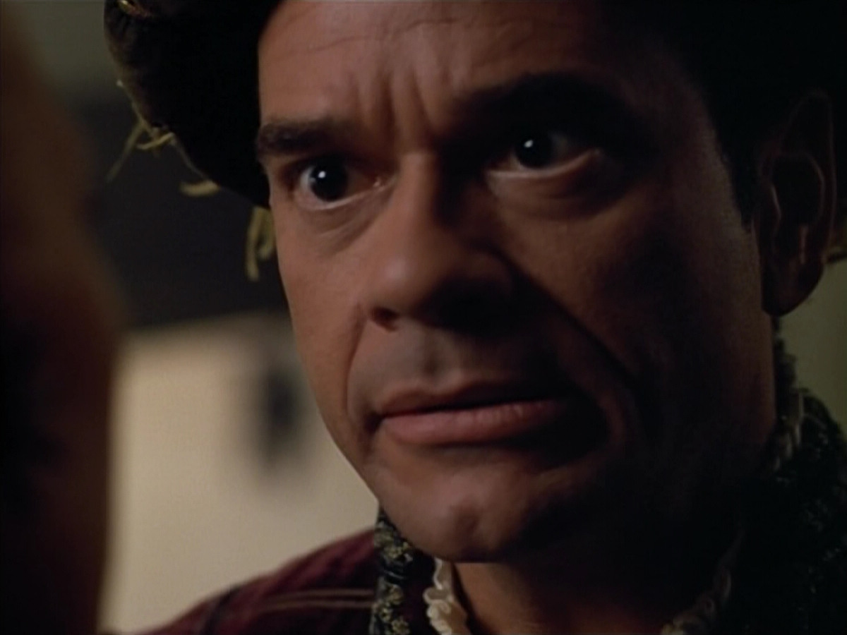 extant_StarTrek_VOY_4x07-ScientificMethod_02902.jpg
