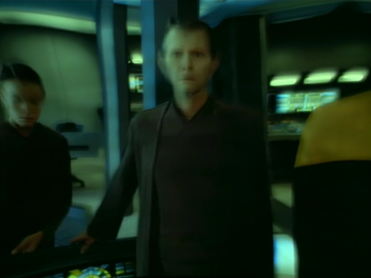 extant_StarTrek_VOY_4x07-ScientificMethod_03071.jpg