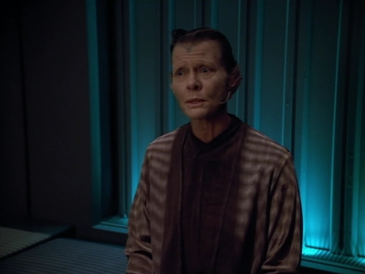 extant_StarTrek_VOY_4x07-ScientificMethod_03222.jpg
