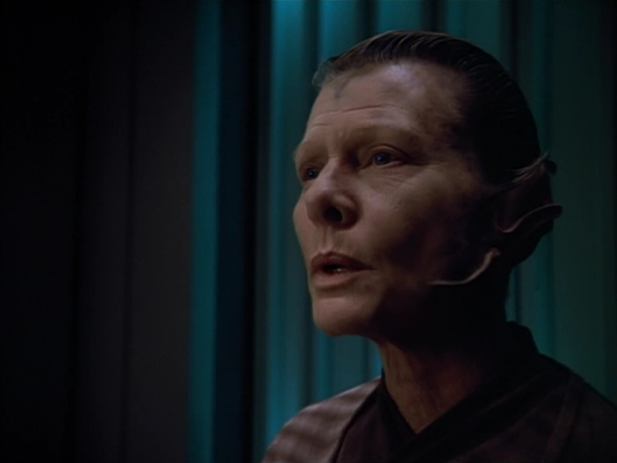 extant_StarTrek_VOY_4x07-ScientificMethod_03261.jpg
