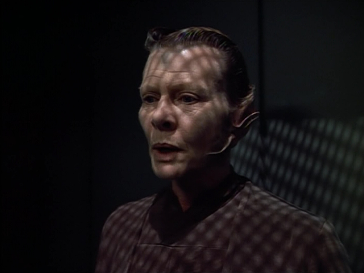 extant_StarTrek_VOY_4x07-ScientificMethod_03419.jpg