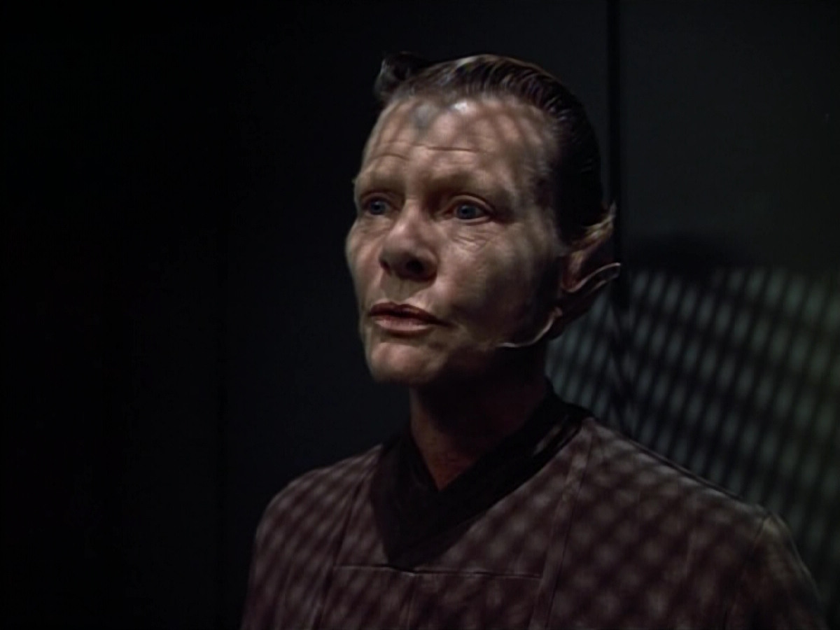extant_StarTrek_VOY_4x07-ScientificMethod_03423.jpg