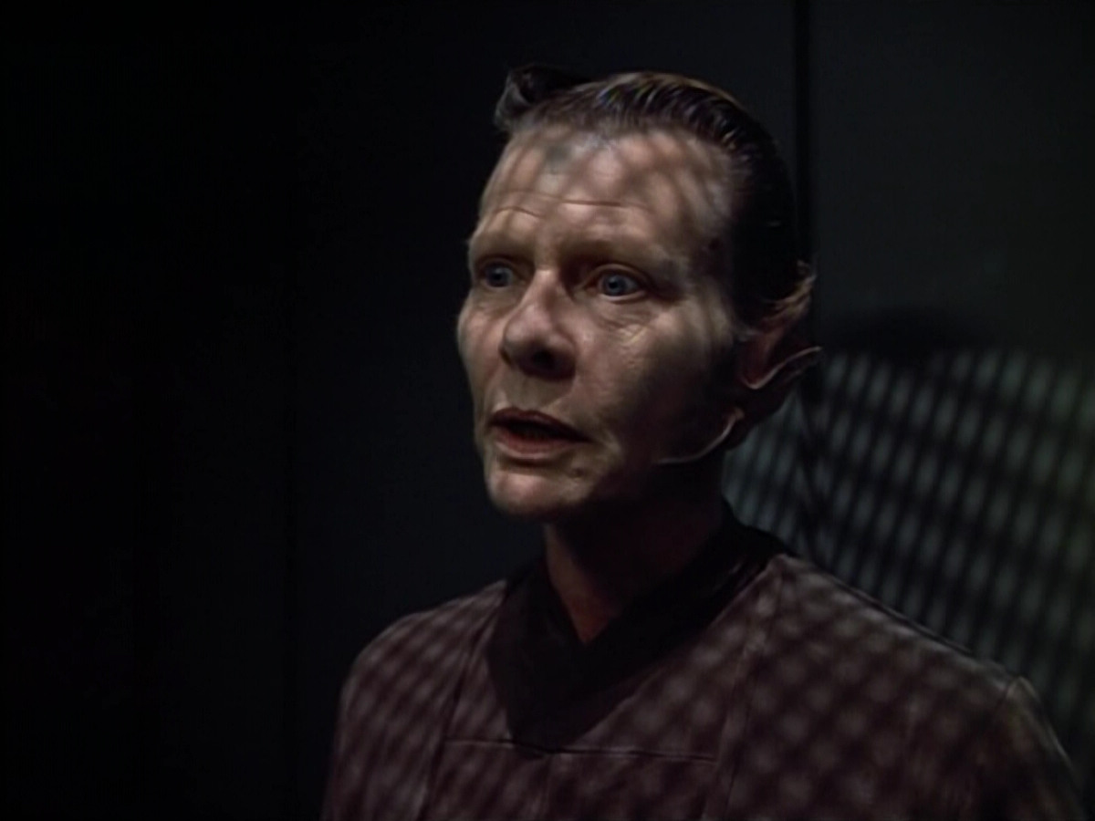 extant_StarTrek_VOY_4x07-ScientificMethod_03424.jpg