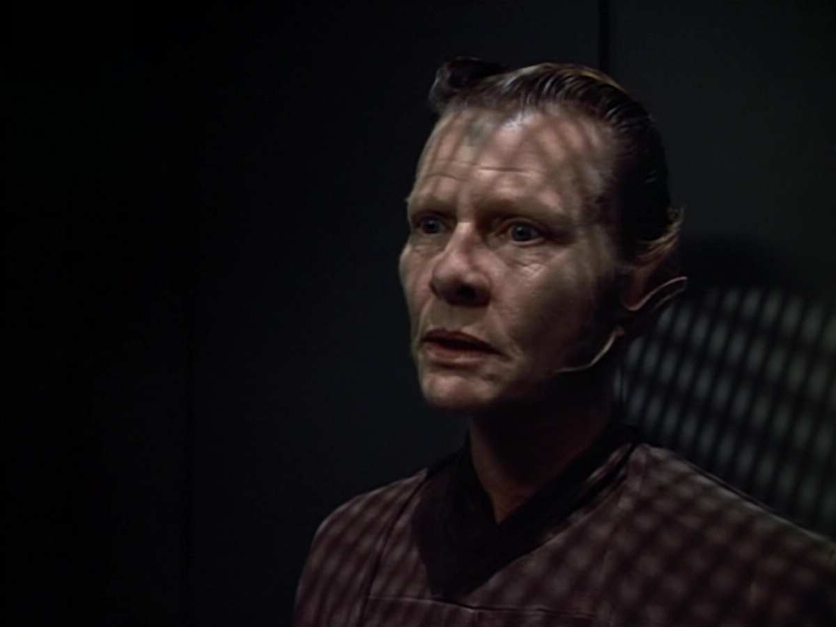 extant_StarTrek_VOY_4x07-ScientificMethod_03432.jpg