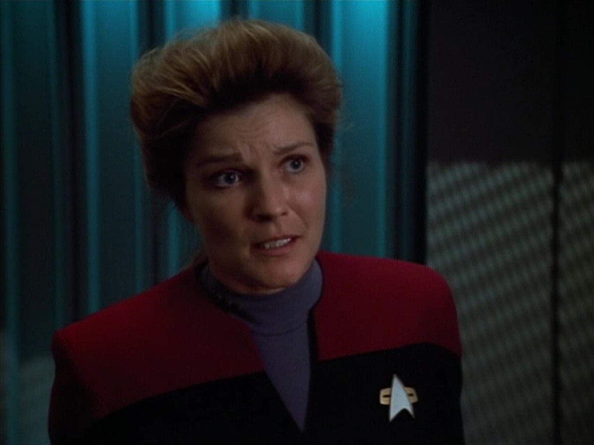 extant_StarTrek_VOY_4x07-ScientificMethod_03444.jpg