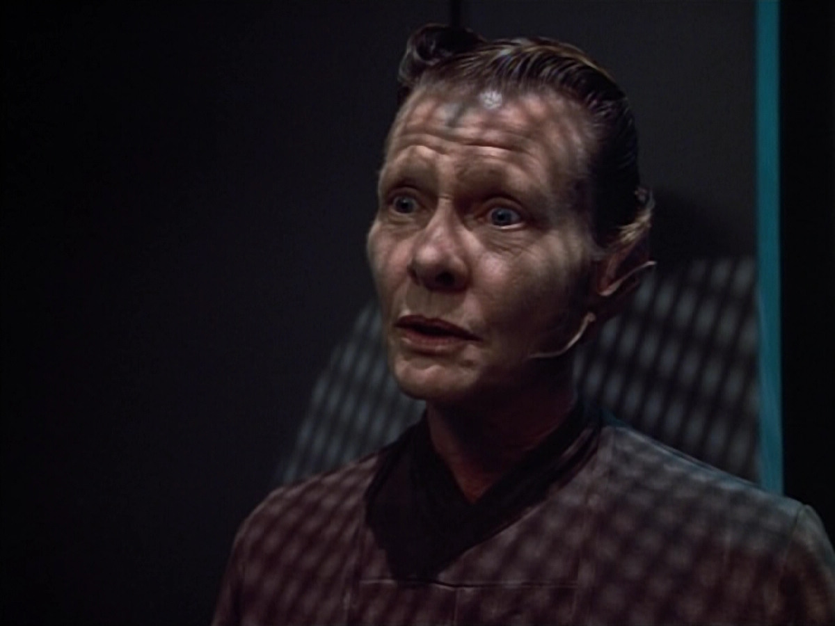extant_StarTrek_VOY_4x07-ScientificMethod_03467.jpg