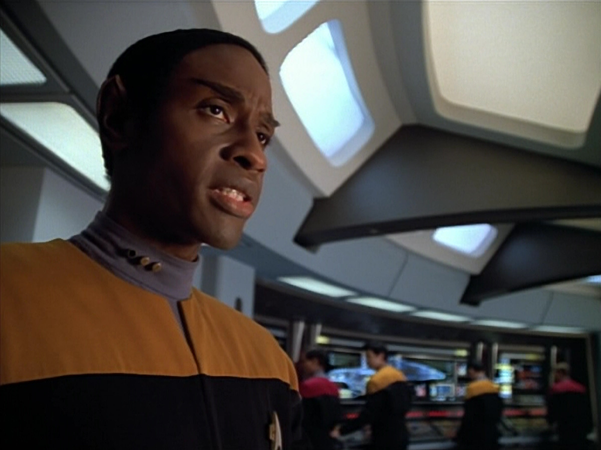 extant_StarTrek_VOY_4x07-ScientificMethod_03707.jpg