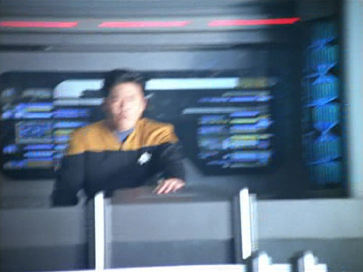 extant_StarTrek_VOY_4x07-ScientificMethod_03917.jpg