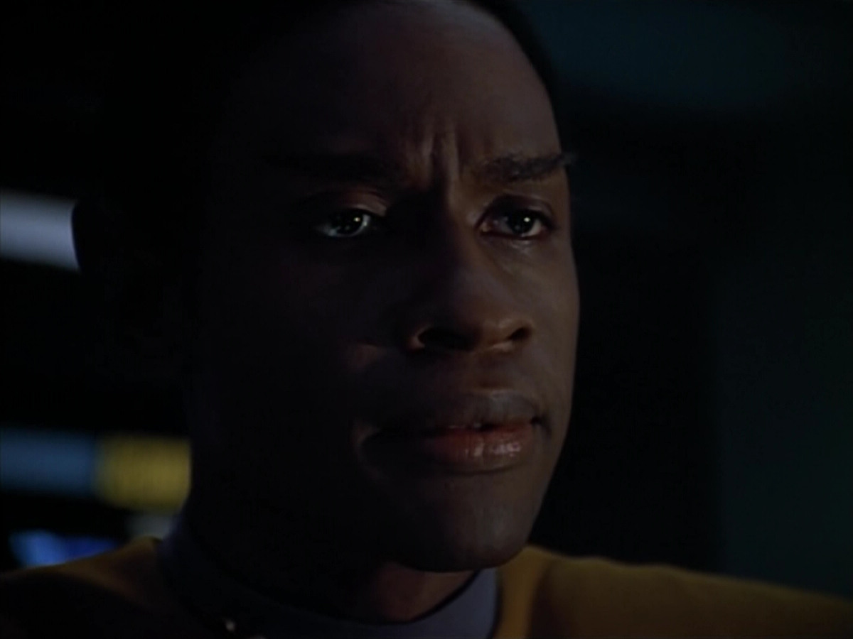 extant_StarTrek_VOY_4x07-ScientificMethod_03965.jpg