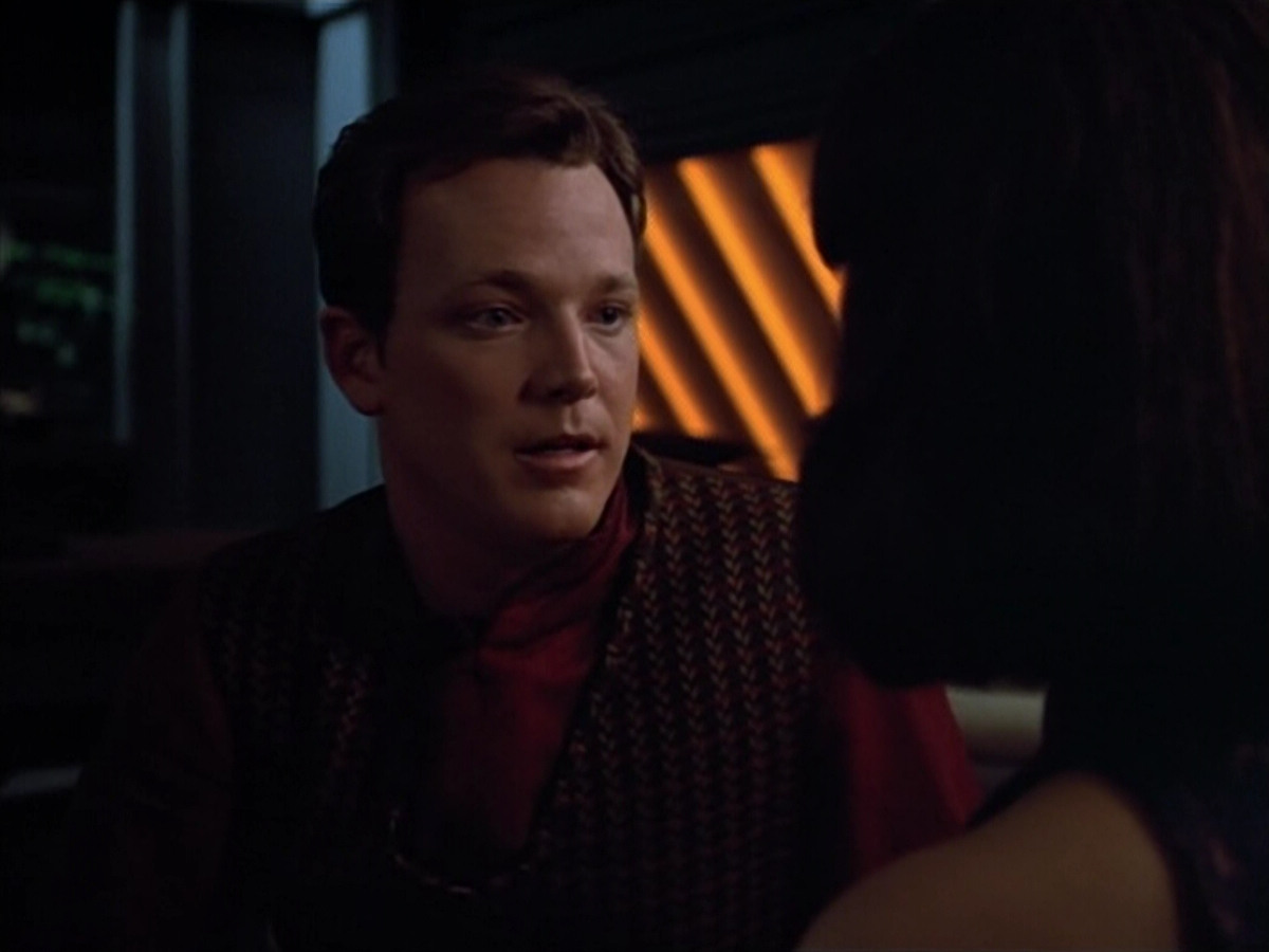 extant_StarTrek_VOY_4x07-ScientificMethod_04234.jpg