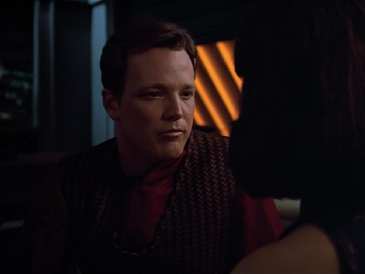 extant_StarTrek_VOY_4x07-ScientificMethod_04238.jpg