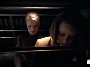 Filename=extant_StarTrek_VOY_4x07-ScientificMethod_00129.jpg
Filesize=114KiB
Dimensions=1200x900
Date added=Aug 20, 2019 extant_StarTrek_VOY_4x07-ScientificMethod_00129.jpg
